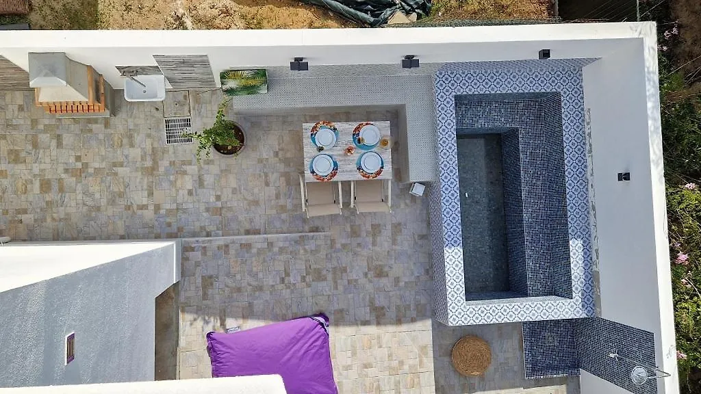 Pool House Estrelas Dourada Alvor 0*,