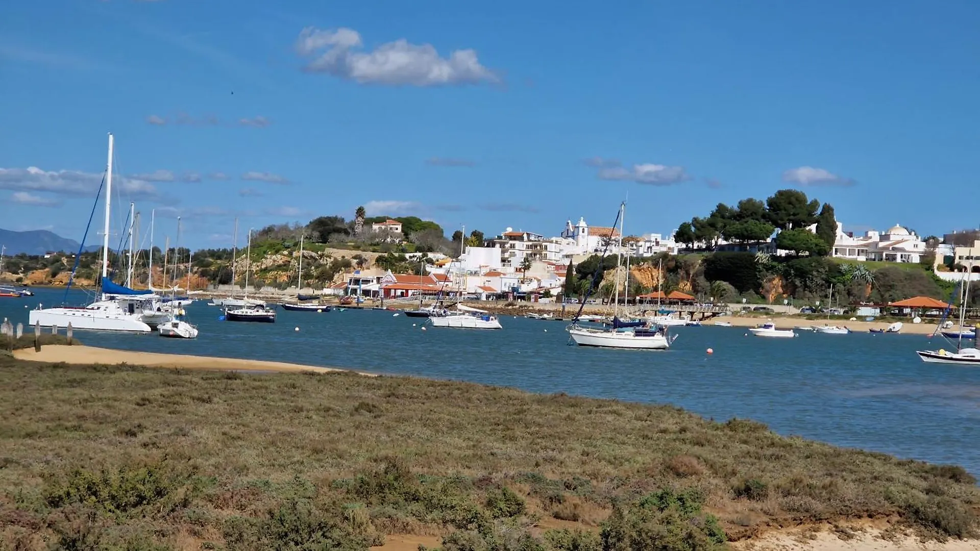 Pool House Estrelas Dourada Alvor Appartement
