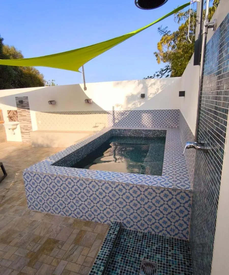 Pool House Estrelas Dourada Alvor Portugal